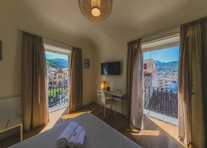 Design Alojamento de Acomodação e Pequeno-almoço 4*