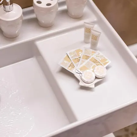 Bed & Breakfast Design 4*