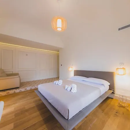 Design Oda ve Kahvaltı Cefalù