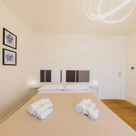 Design Oda ve Kahvaltı Cefalù
