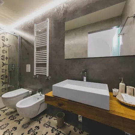 Design Oda ve Kahvaltı Cefalù