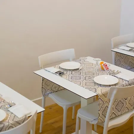 Design Oda ve Kahvaltı Cefalù